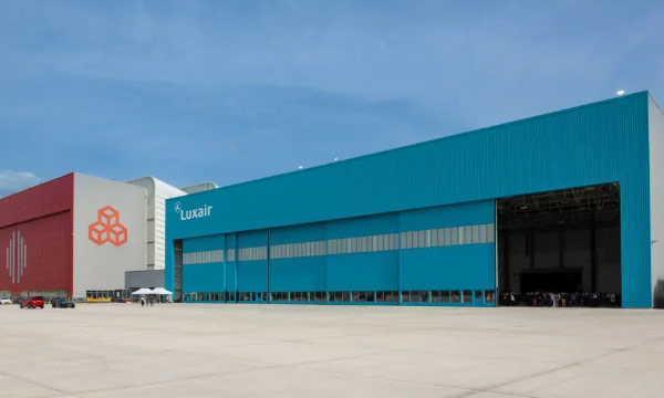 Luxair se dote d'un nouveau hangar de maintenance en base