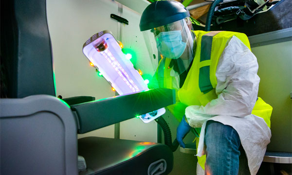 Boeing prt  proposer un systme portable de dsinfection par UV des avions